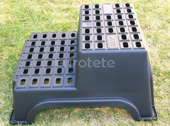 Échelle ou étape double niveau en plastique pour caravane XL module camping  - 890136 - Eurotete