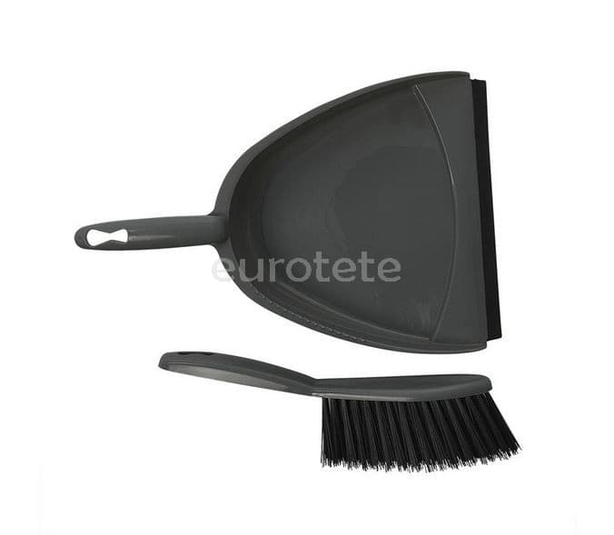 Brosse a poussiere pour caravane, camping-car et camper  - 31915931 - Eurotete